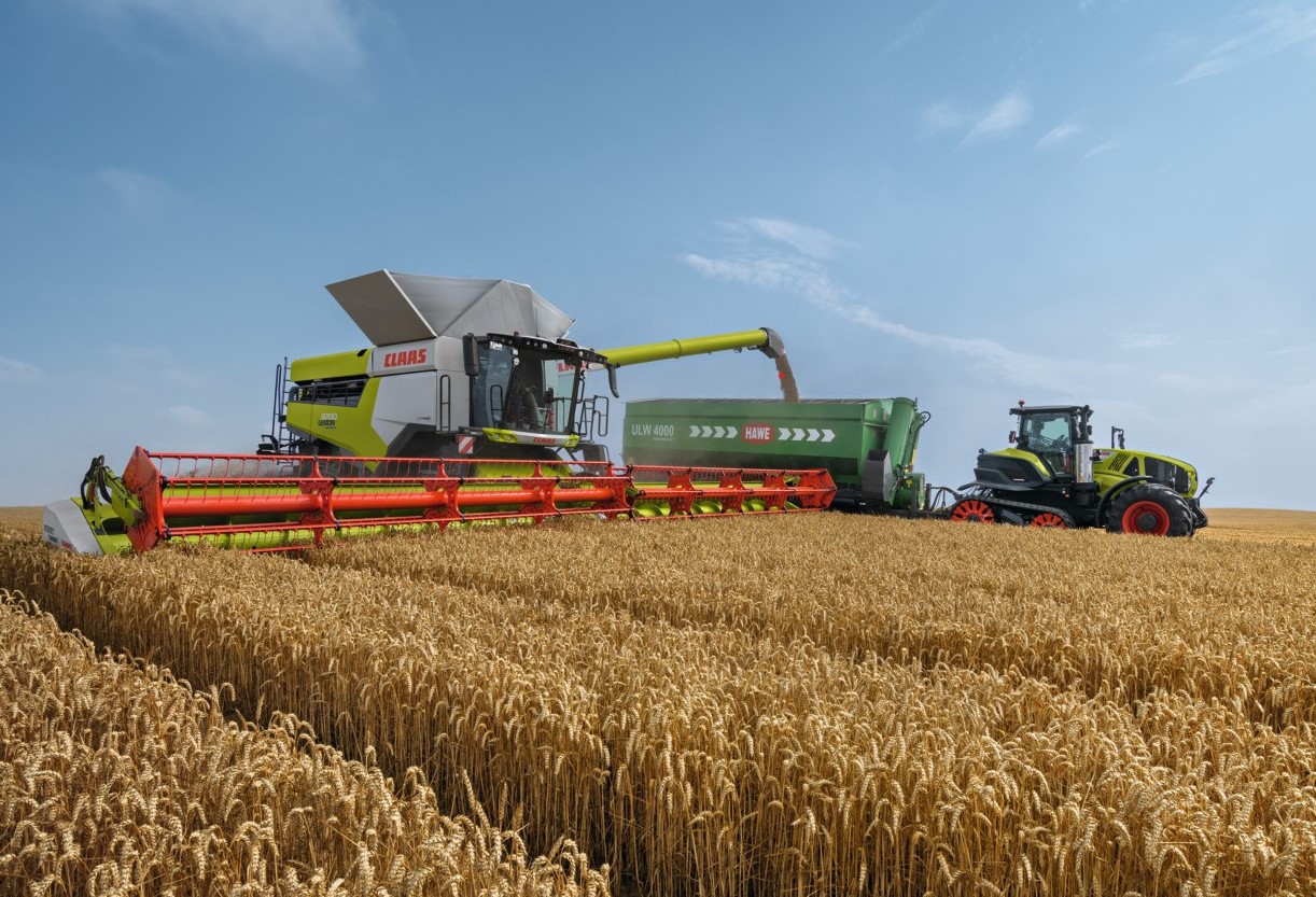 Claas stable in challenging year