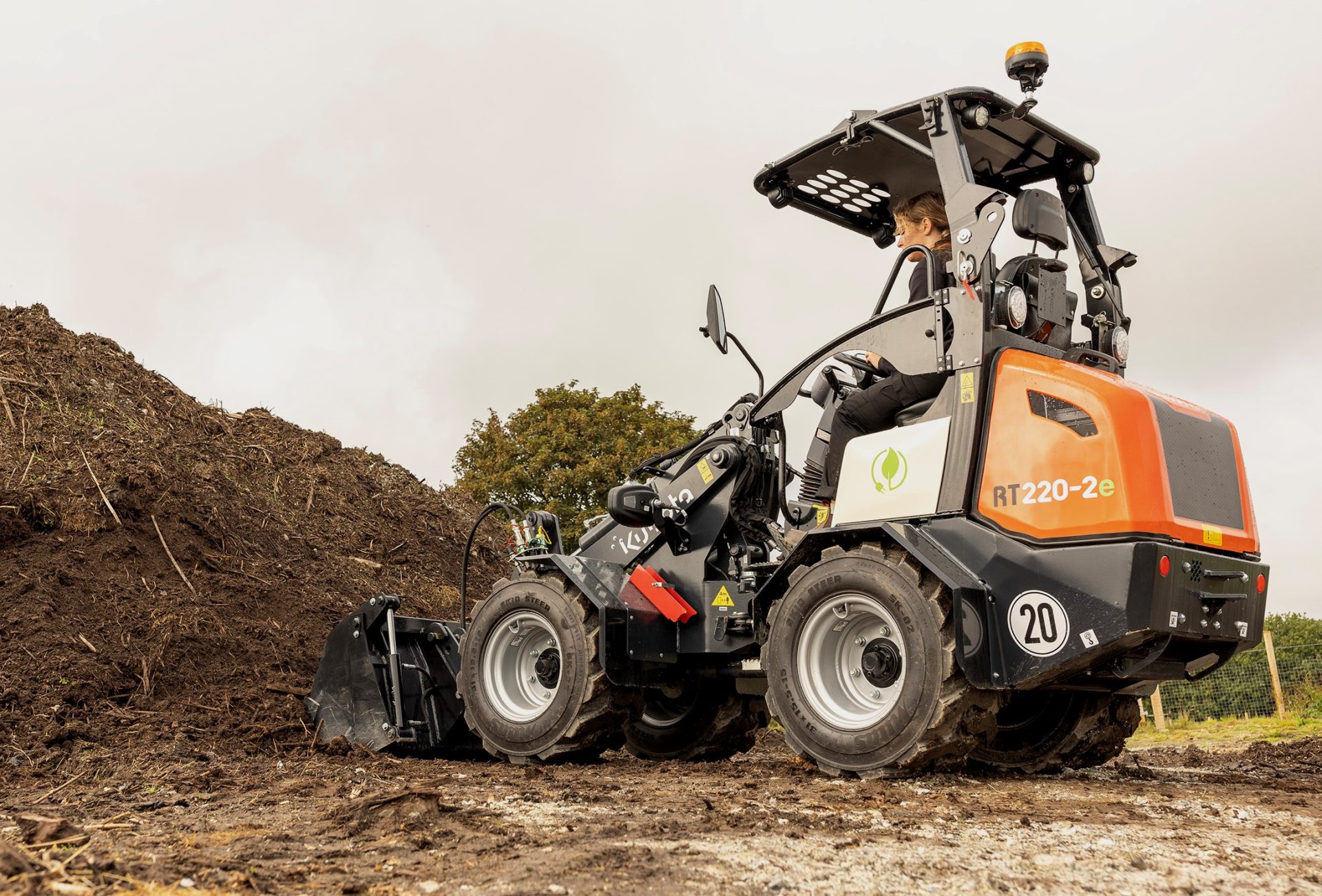 Kubota’s first electric wheeled loaders