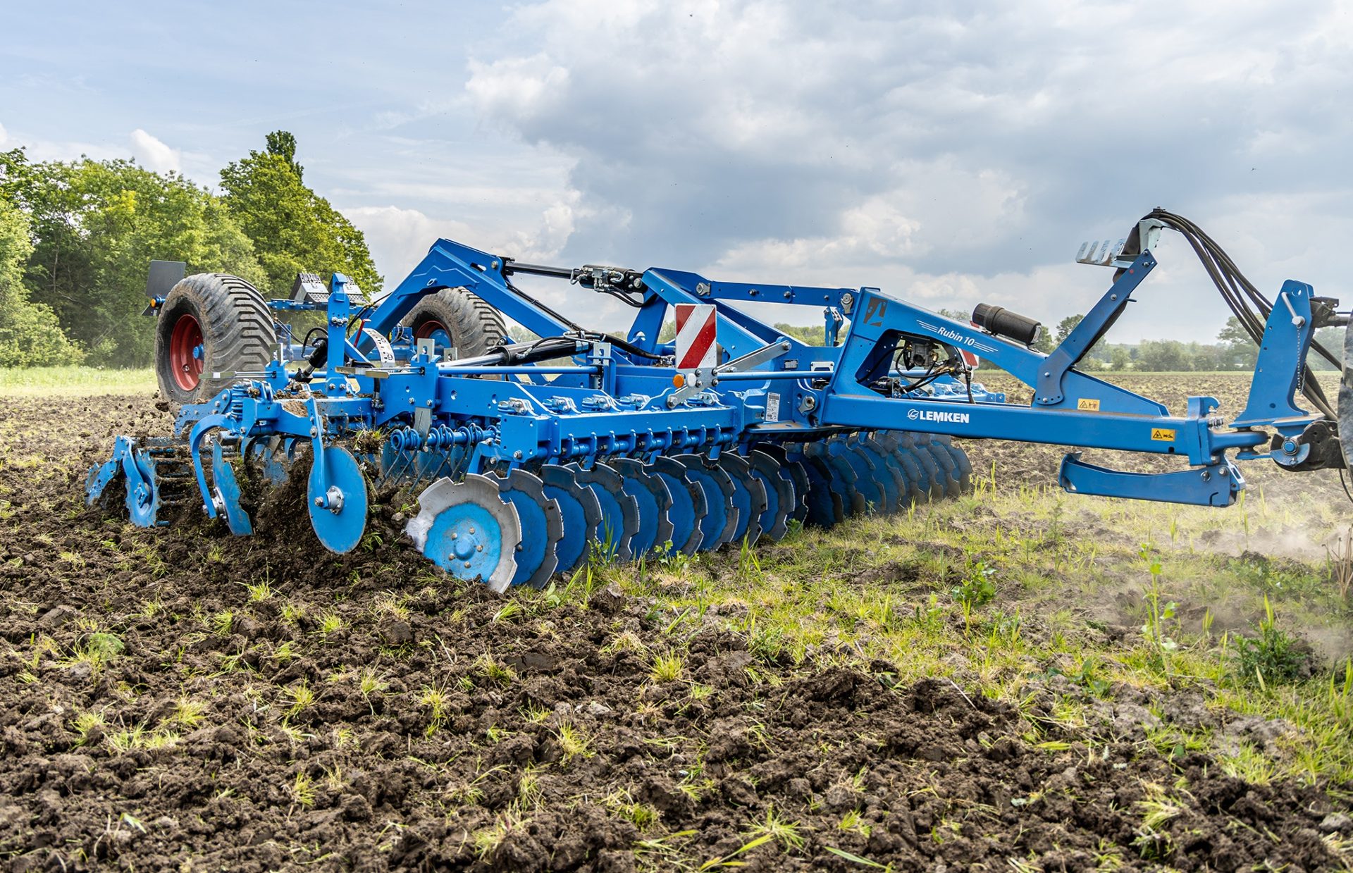 Lemken updates Rubin 10 disc harrows
