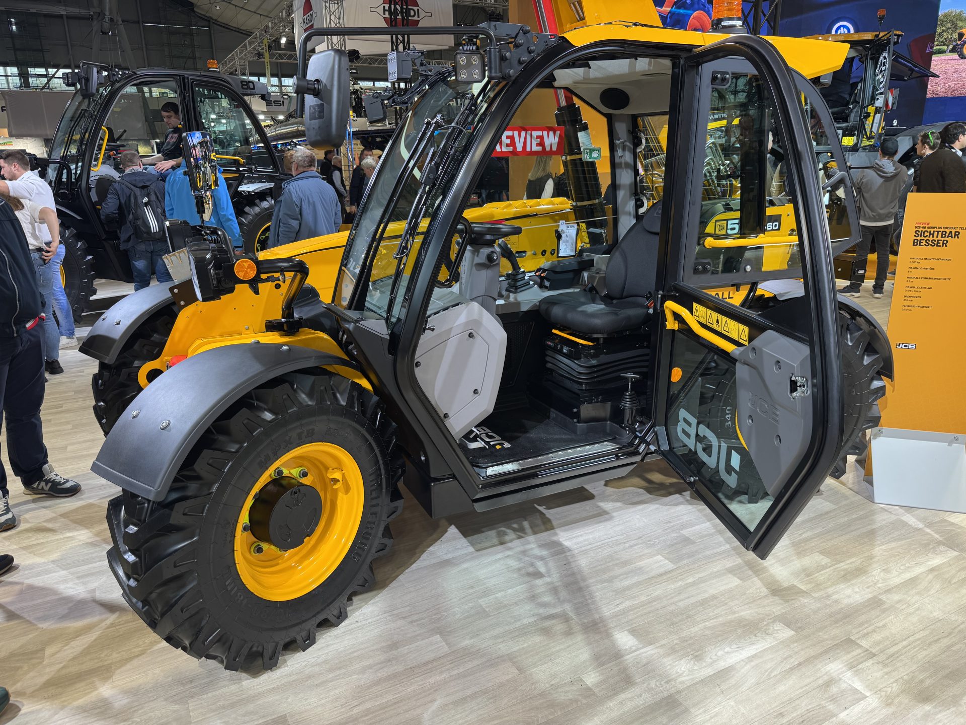 Loadall cab gains touchscreen