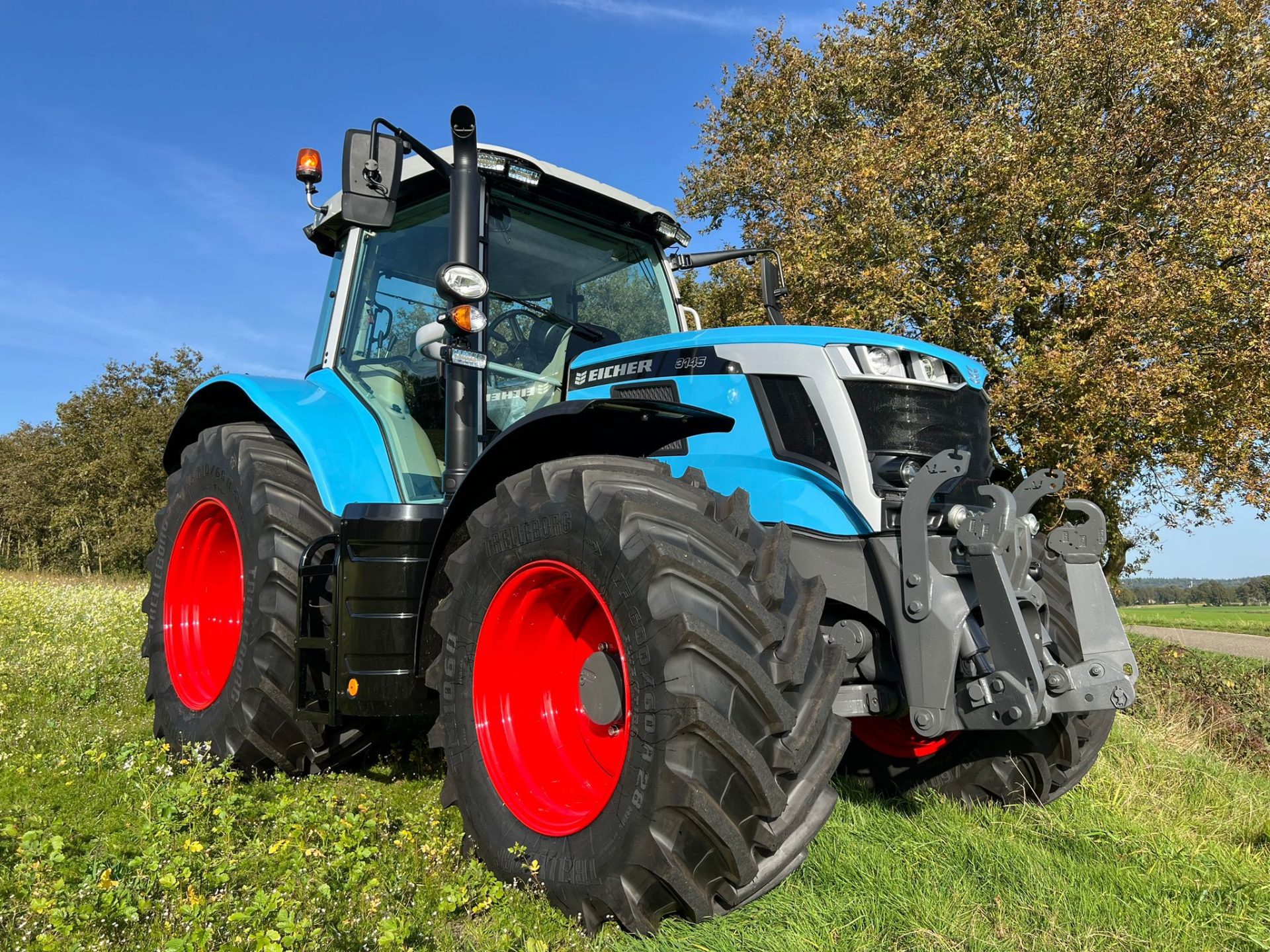 Massey tractor in Eicher colours