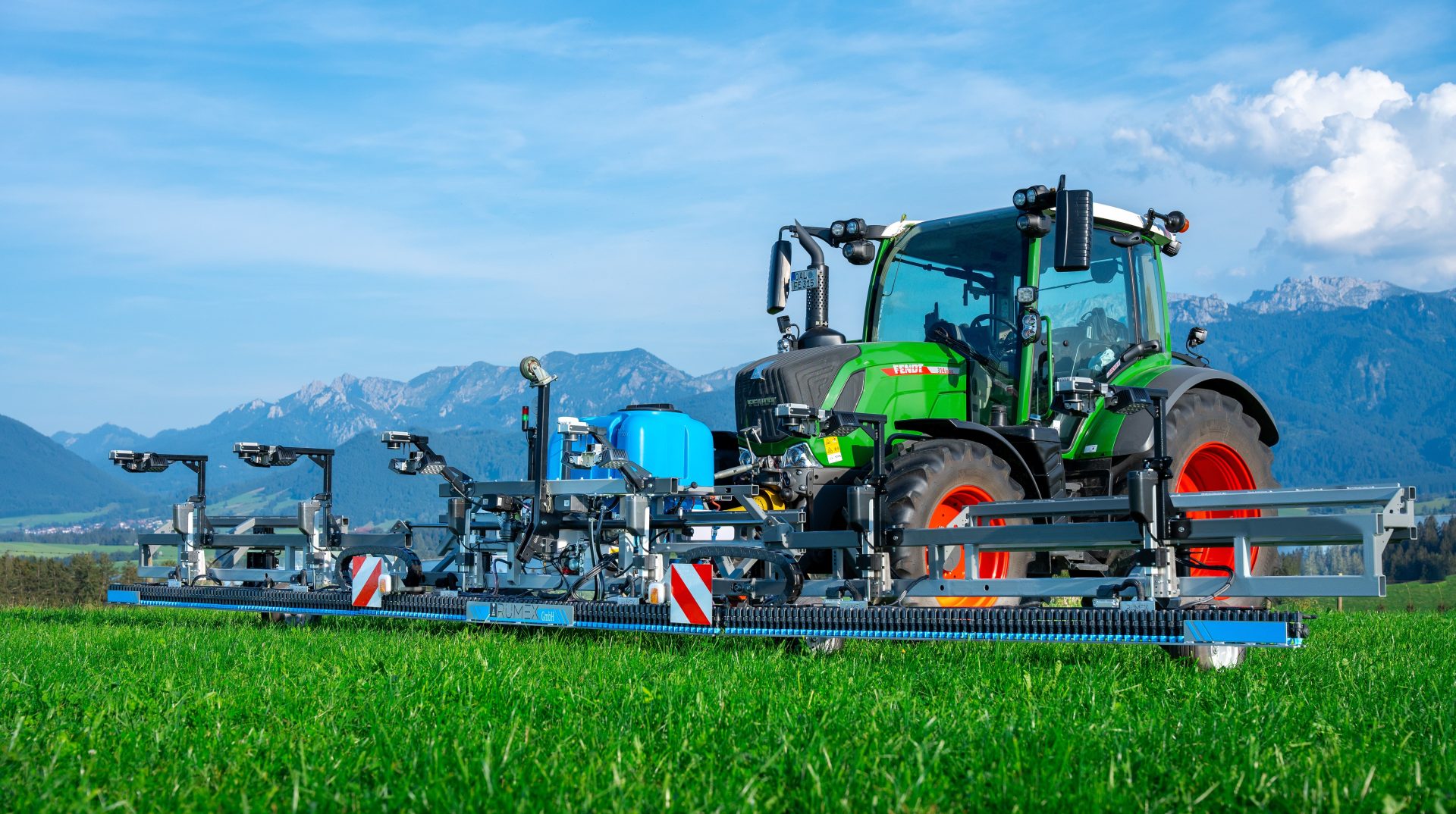 Opico launching AI spot sprayer