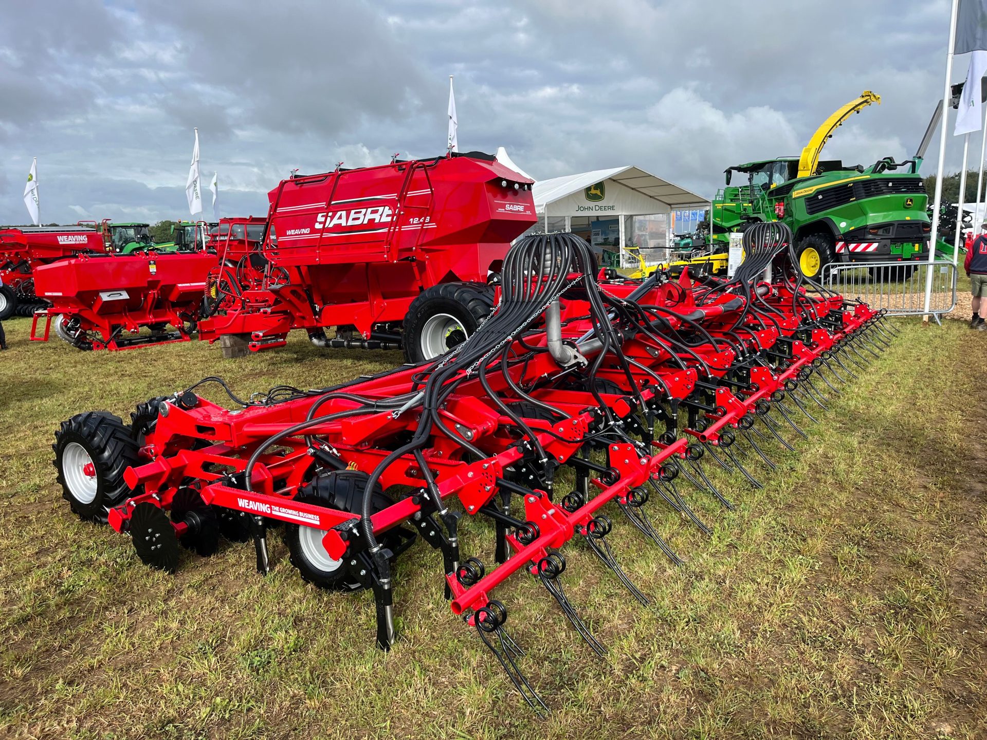 Weaving 12m Sabre Tine drill