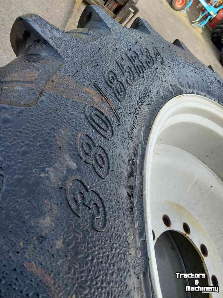 Wheels, Tyres, Rims & Dual spacers Case-IH 380/90 R50  380/85 R34  New Holland Steyr  CVX CVT TVT  Cultuurwielen