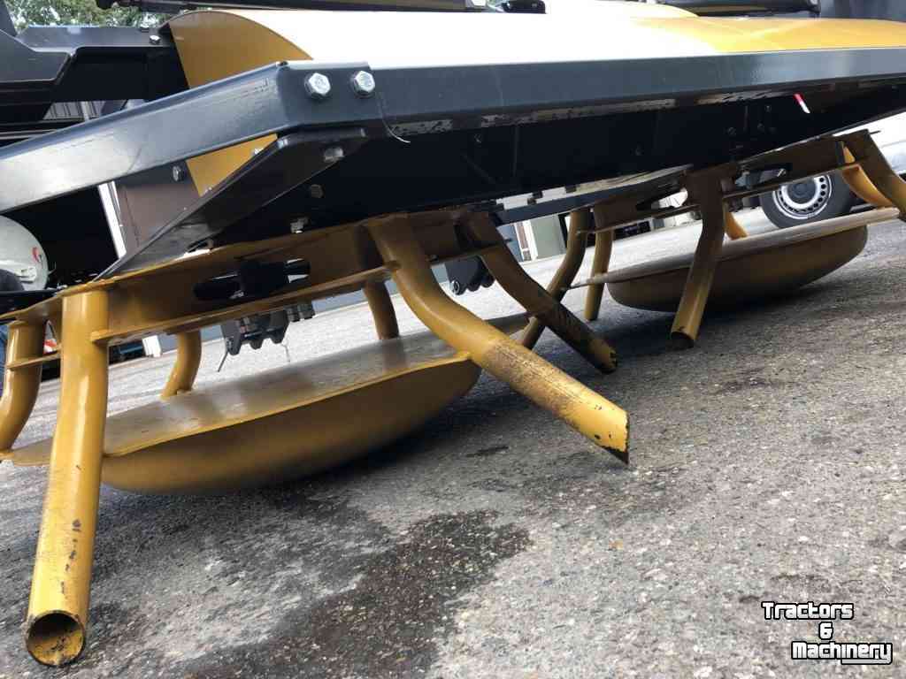 Silage spreader Mammut Ceres Kuilverdeler DEMO