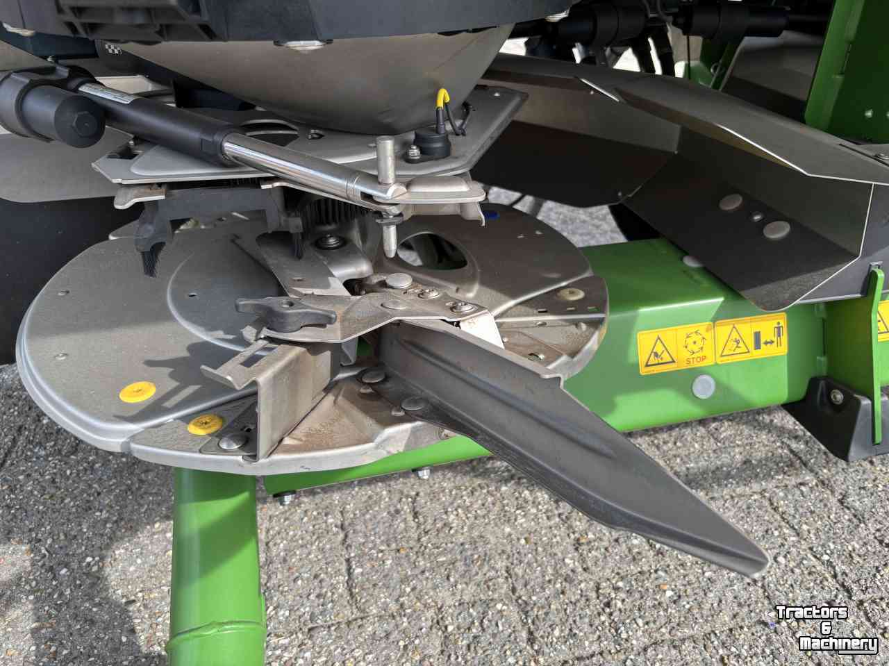 Fertilizer spreader Amazone ZA-TS 3200 ProfisPro Hydro