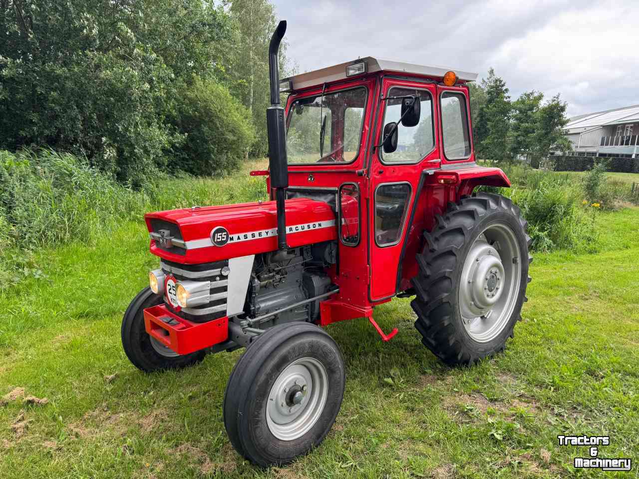 Tractor Massey Ferguson 155 2WD Tractoren