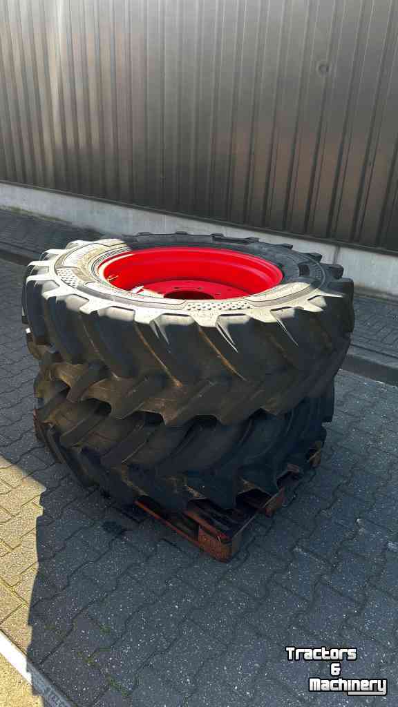 Wheels, Tyres, Rims & Dual spacers Alliance 380/85R28, Fendt 310,311,312
