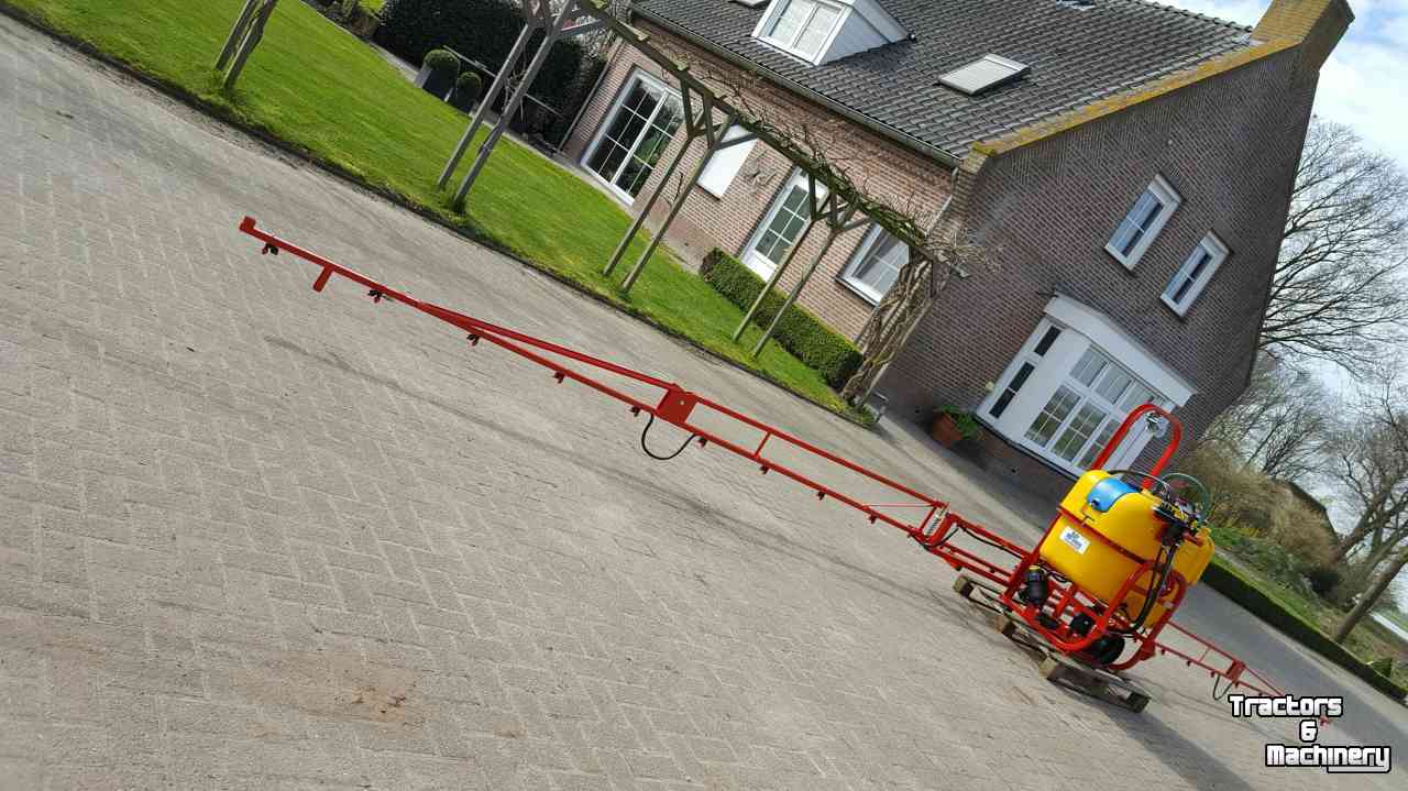 Fieldsprayer 3 points  Jarmet veldspuiten 200 , 300 , 400 & 600 ltr en 1000 ltr