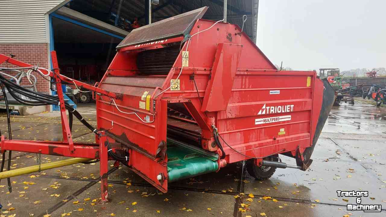 Silage-block distribution wagon Trioliet Multifeed