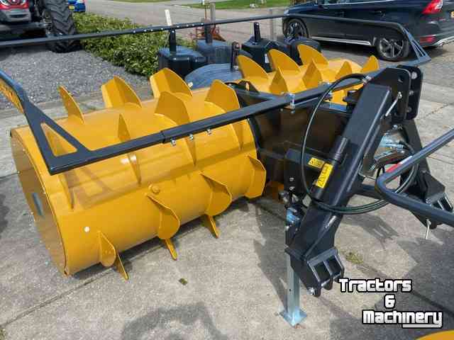 Silage spreader Mammut Gigant SF 280 HSB kuilverdeler