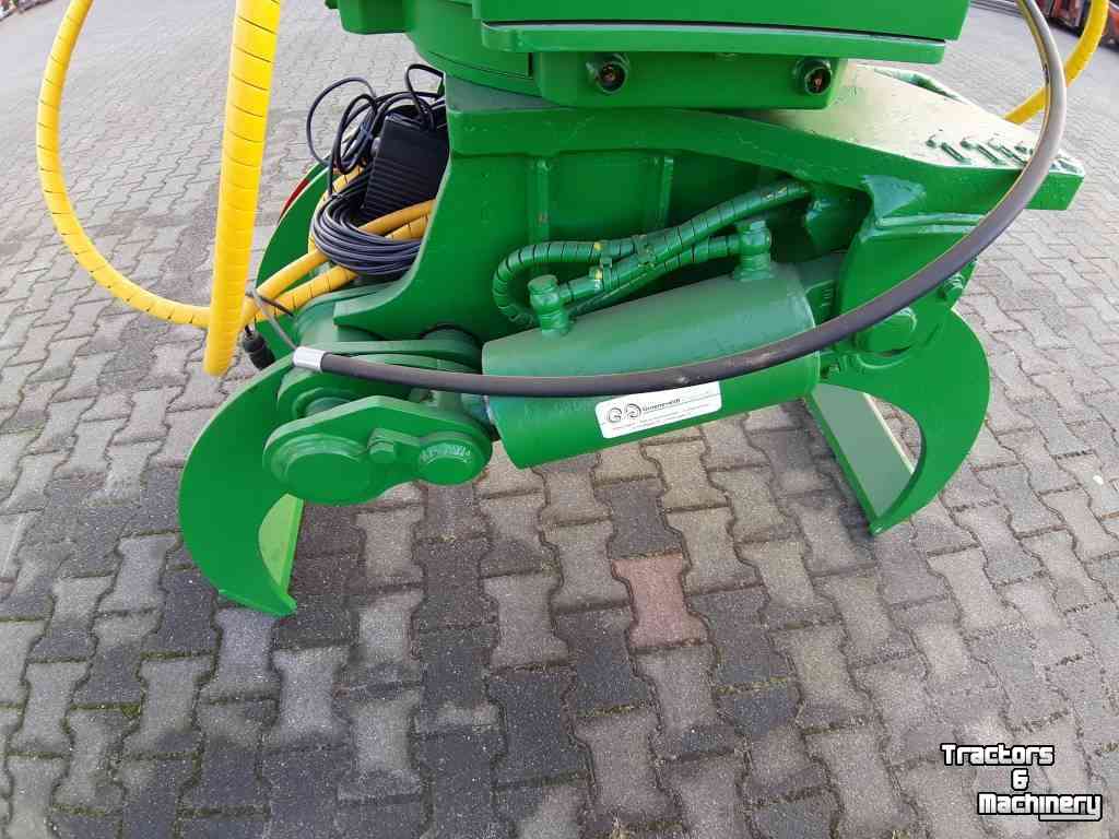 Hydraulic grabs  Groeneveldt Lumberjack 150