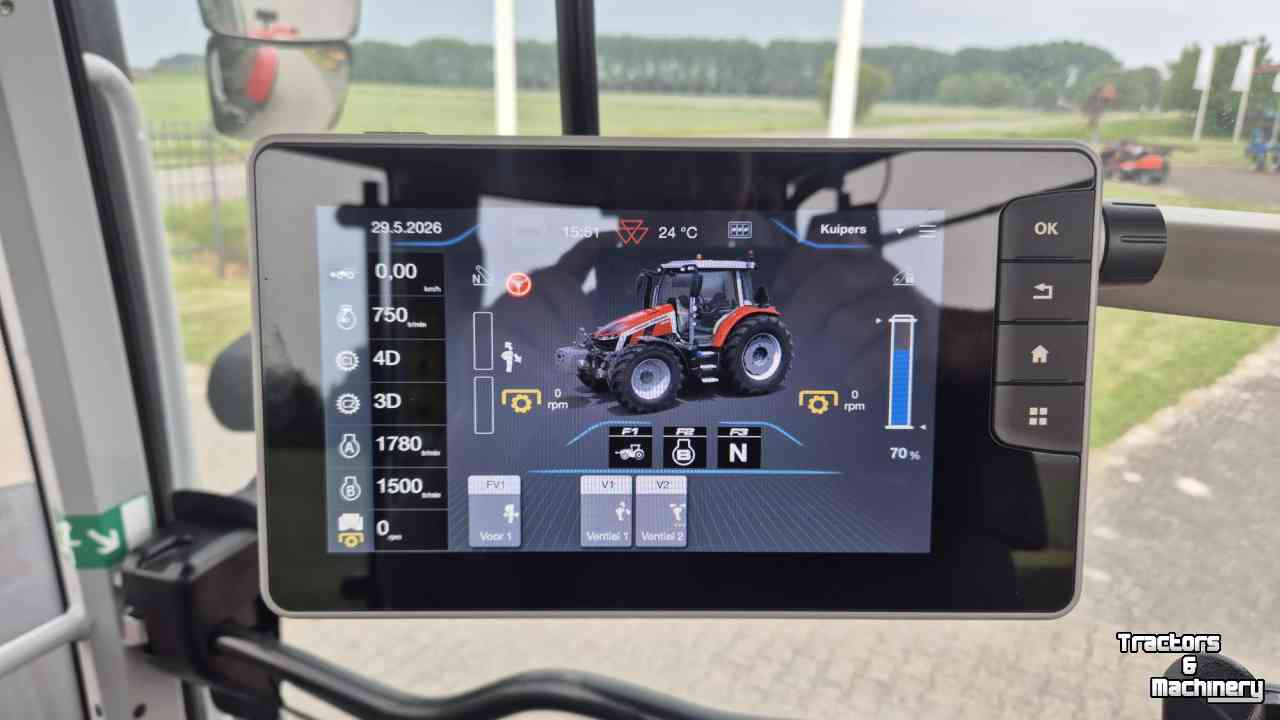 Tractor Massey Ferguson 5S.125