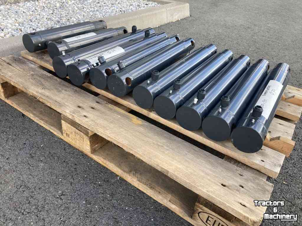 Diverse new spare-parts Wifo cilinders