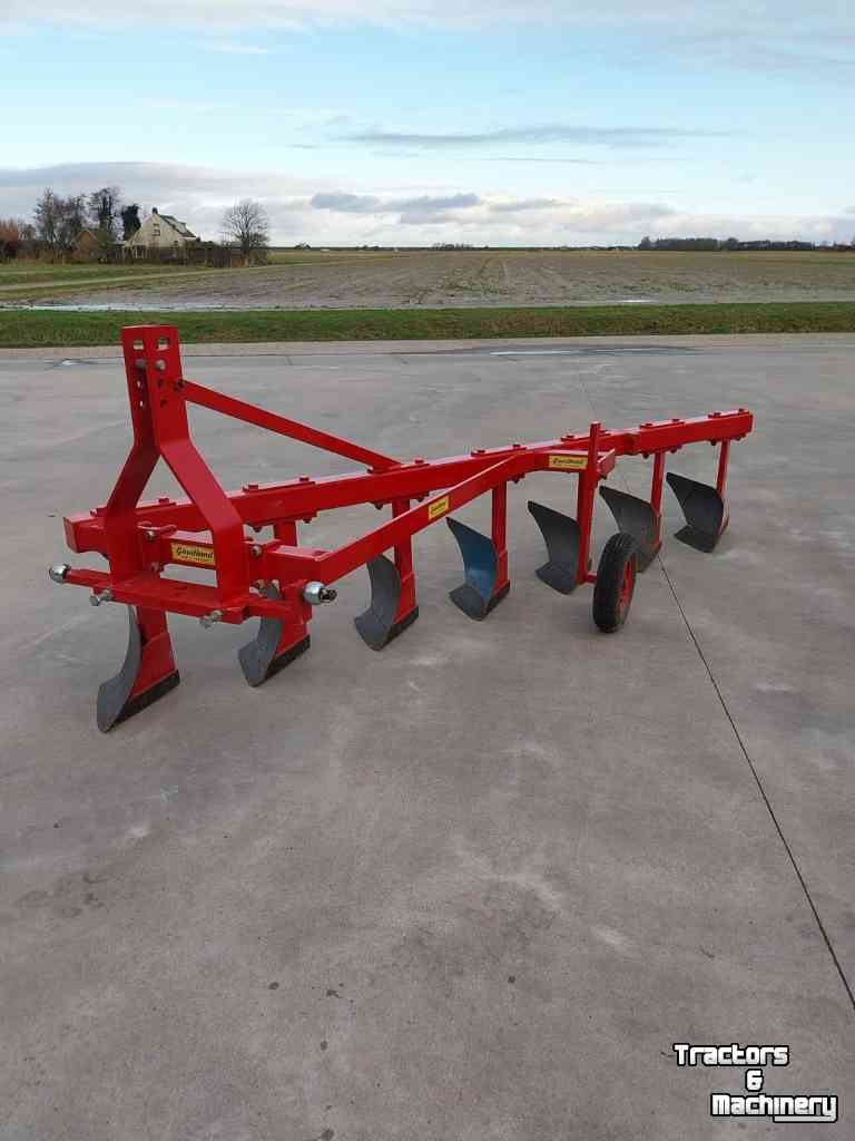 Ploughs Goudland stoppelploeg