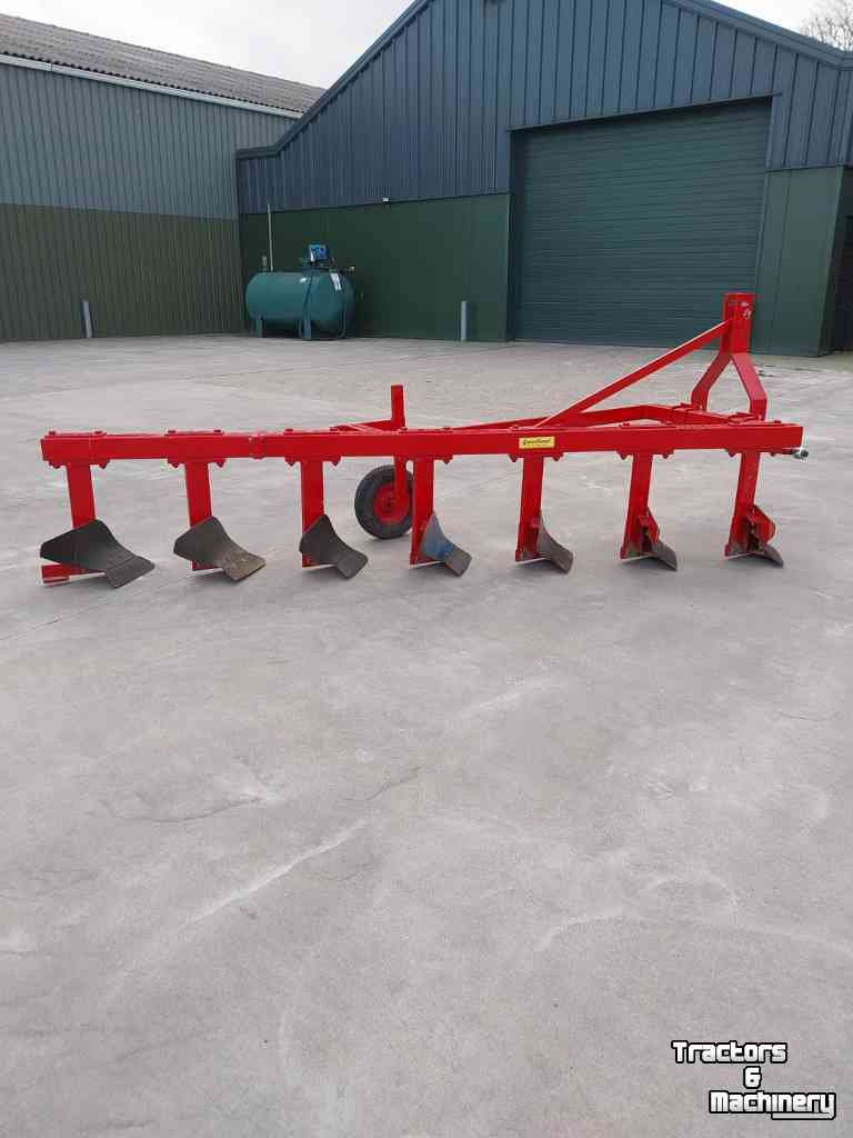 Ploughs Goudland stoppelploeg