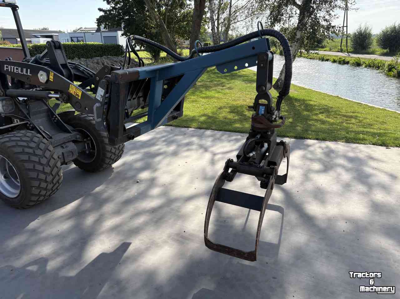 Wood Grappels  Bakker houtgrijper bomentang CW10 en Euro snelwissel