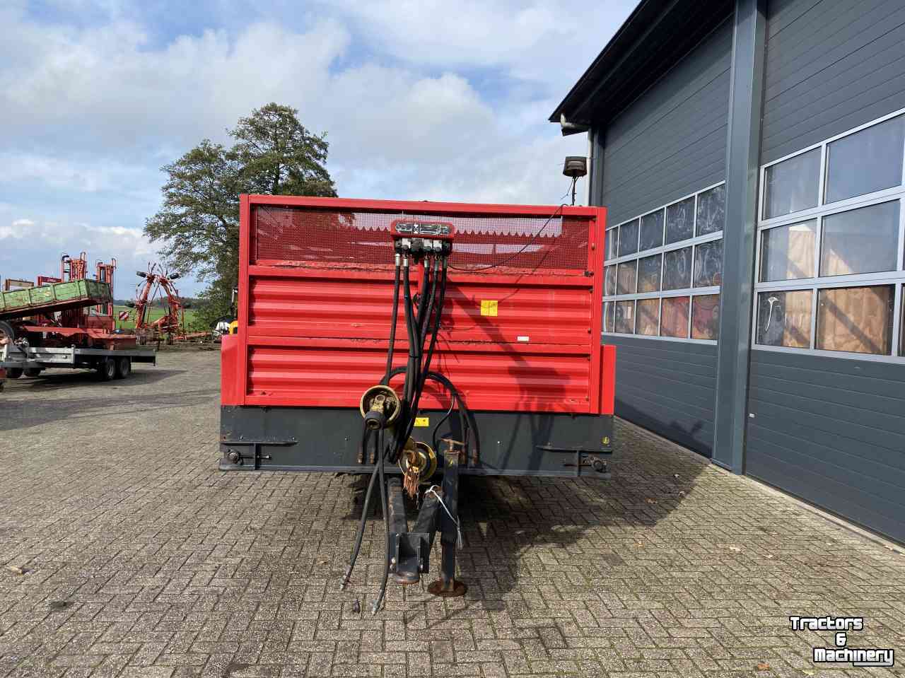 Silage-block distribution wagon Schuitemaker Amigo 40