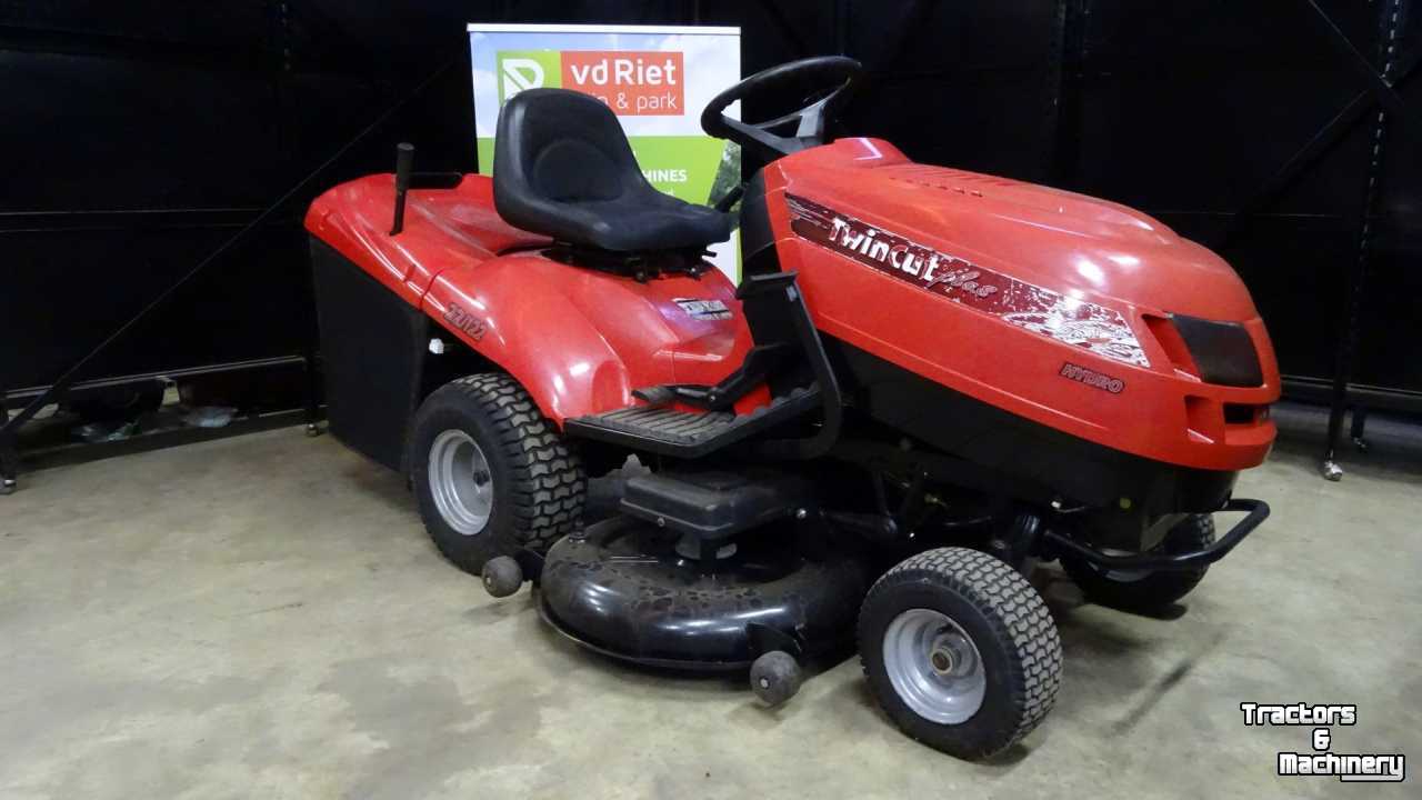 Ride-on mower Castelgarden Motec Hydro 22/122