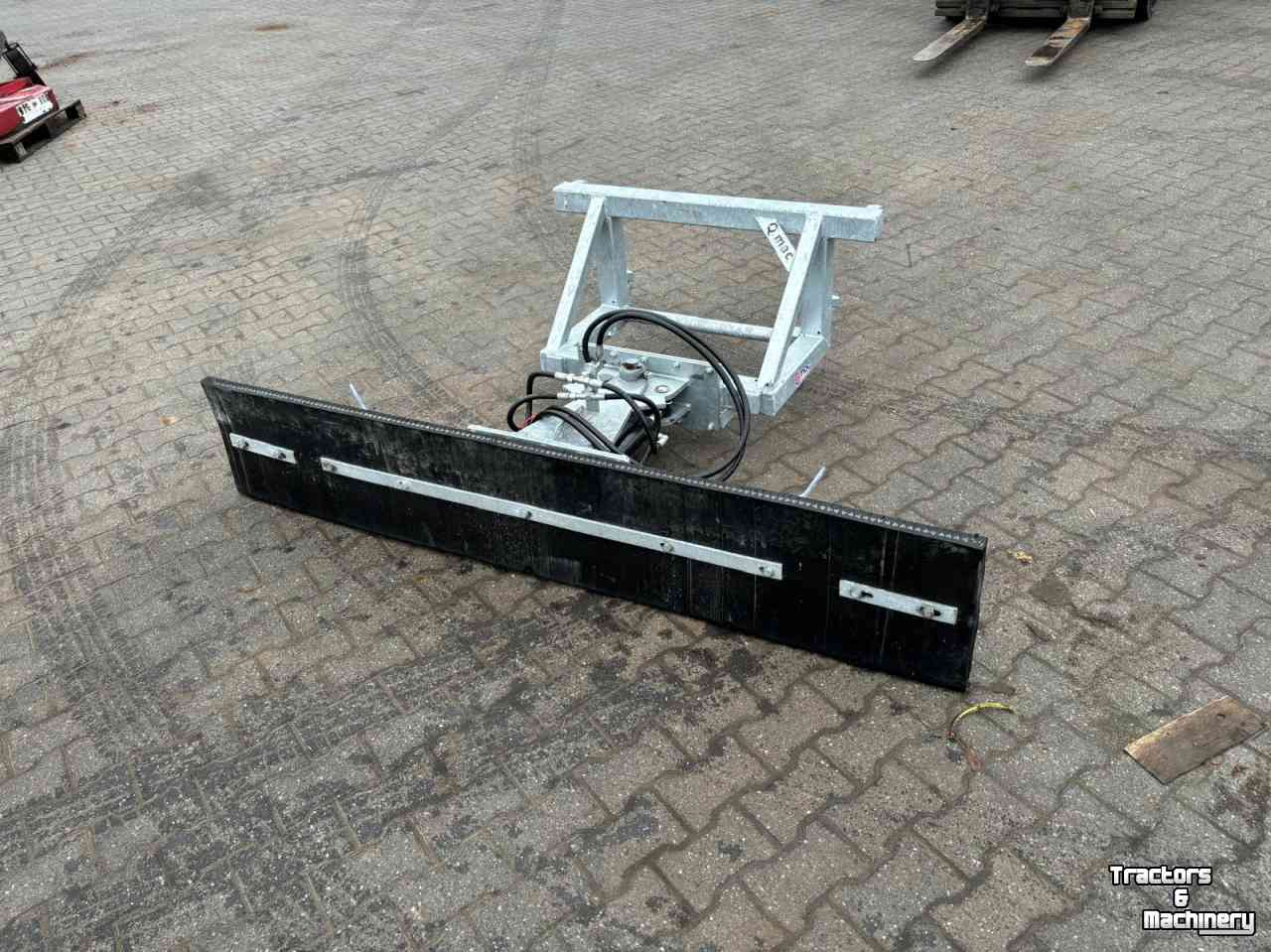 Manure scraper Qmac Modulo schuif 2.10m hydraulische verstelling
