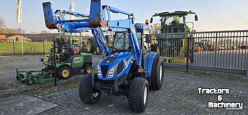 Tractor New Holland T3.65F / Marge machine