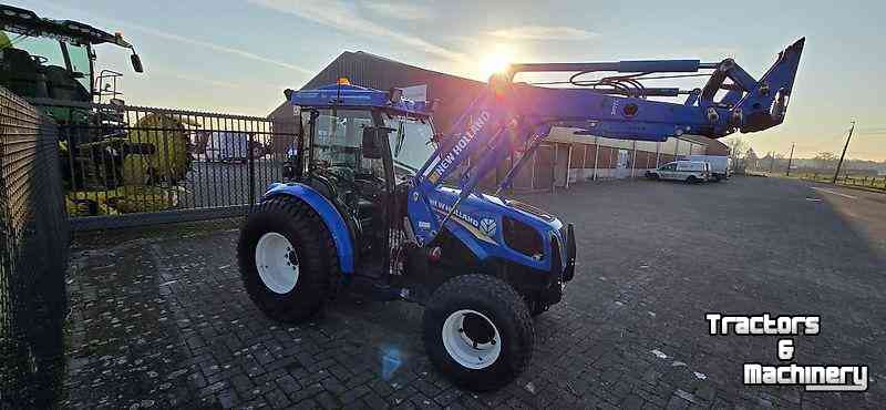 Tractor New Holland T3.65F / Marge machine
