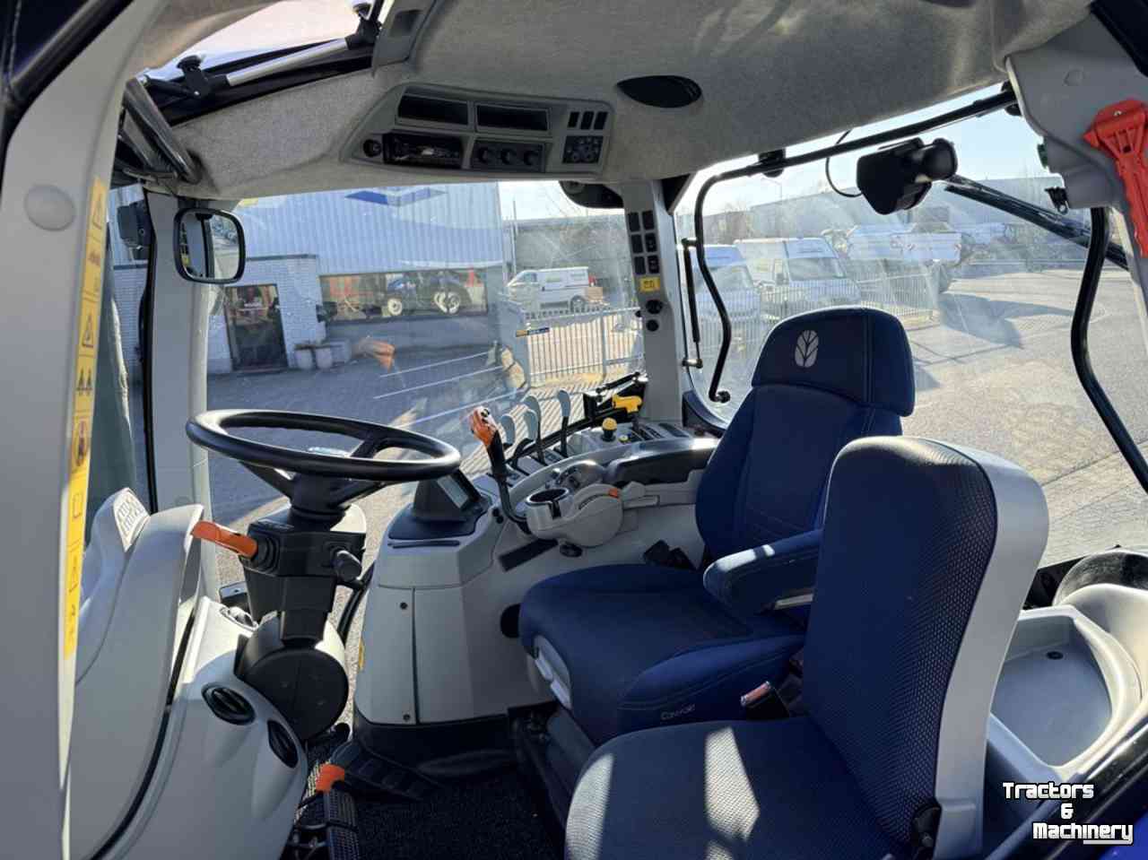 Tractor New Holland T7.165S Range Command