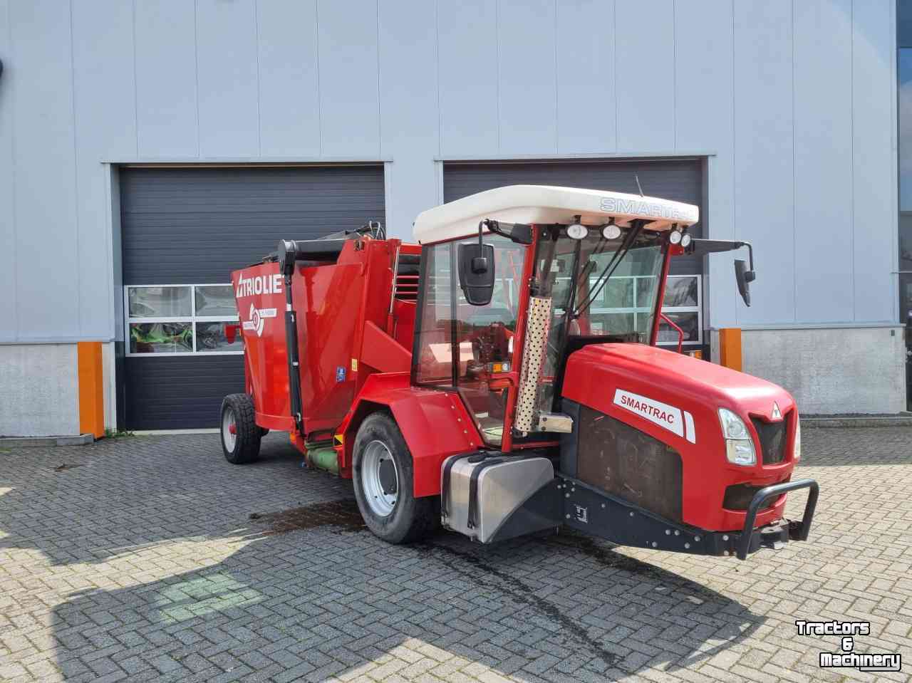 Self-propelled feed mixer Trioliet Smarttrac 1-1000