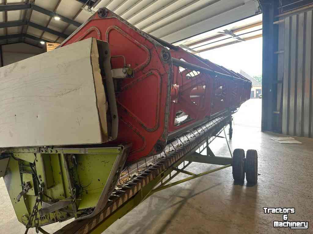 Forage-harvester Claas Dominator 218 Mega