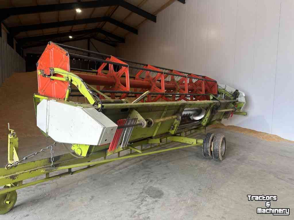 Forage-harvester Claas Dominator 218 Mega