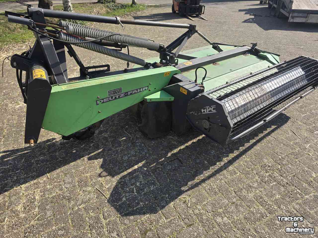 Mower Deutz-Fahr Maaier 225 met kneuzer/ pletter rol