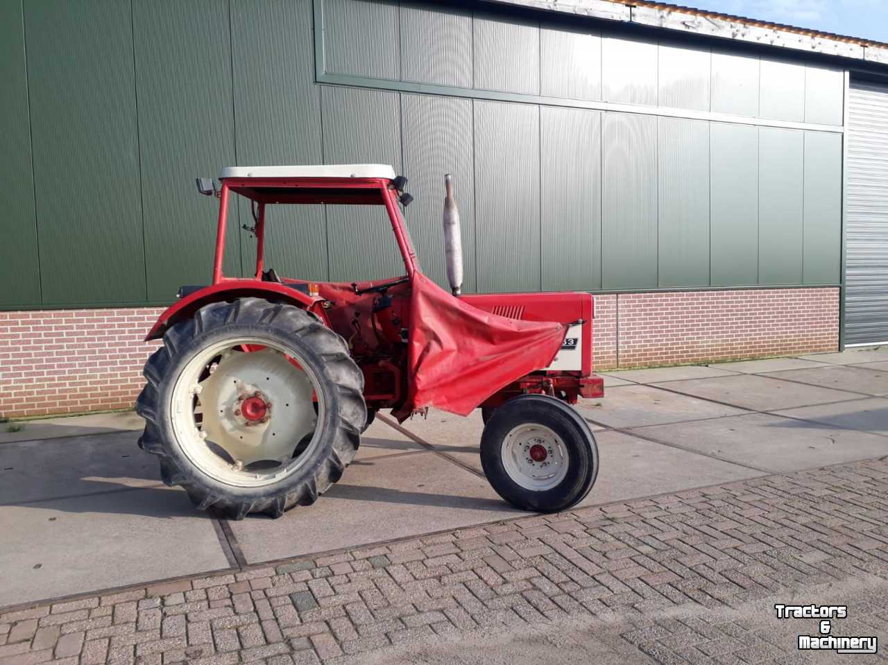 Tractor International International type 453