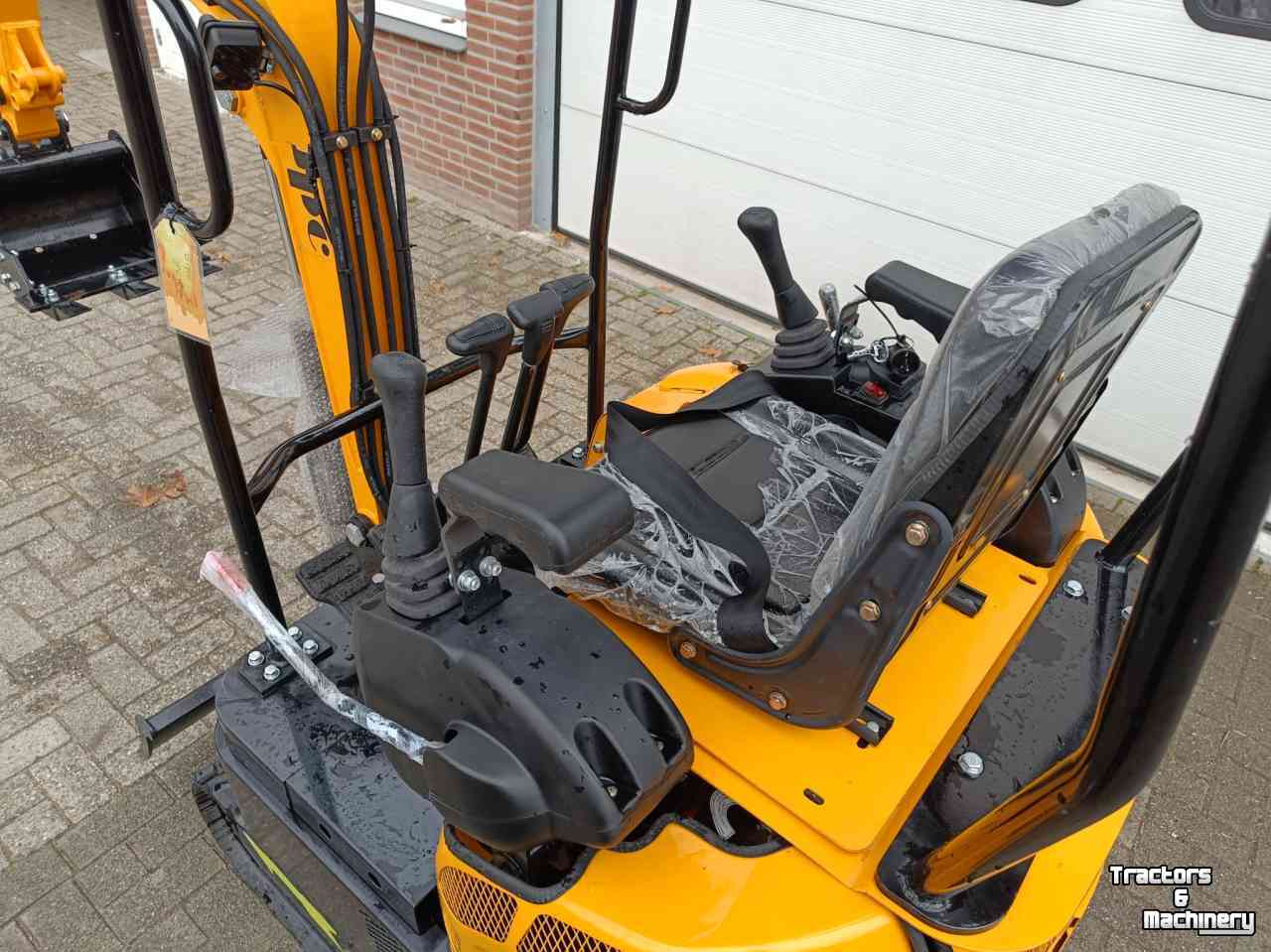 Mini-Excavator  JPC HT13 minikraan/minigraver/mini excavator/mini bagger