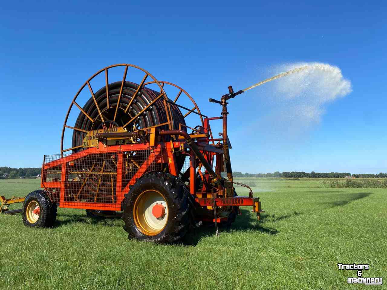 Irrigation hose reel FJ Agro FJ 1800 XL 110-675 zelfrijdende beregeningshaspel / Fasterholt