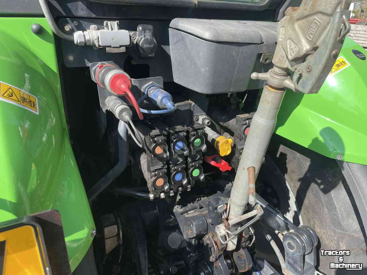 Tractor Deutz-Fahr 5115 DF TTV