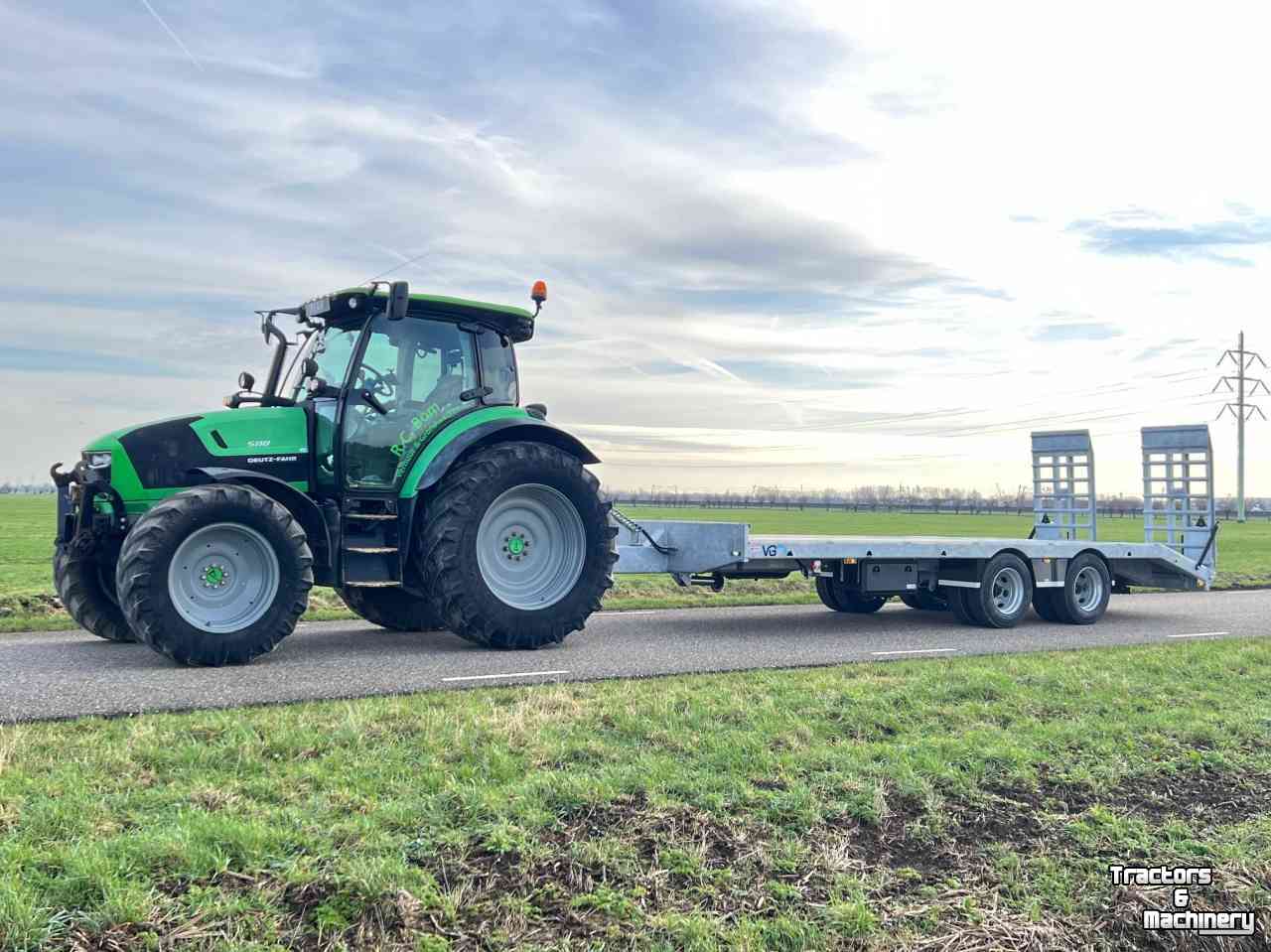 Low loader / Semi trailer VGM Robson 14 oprijwagen oprijkar dieplader machine transporter