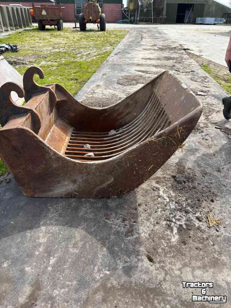 Skeleton buckets  Puinbak cw30