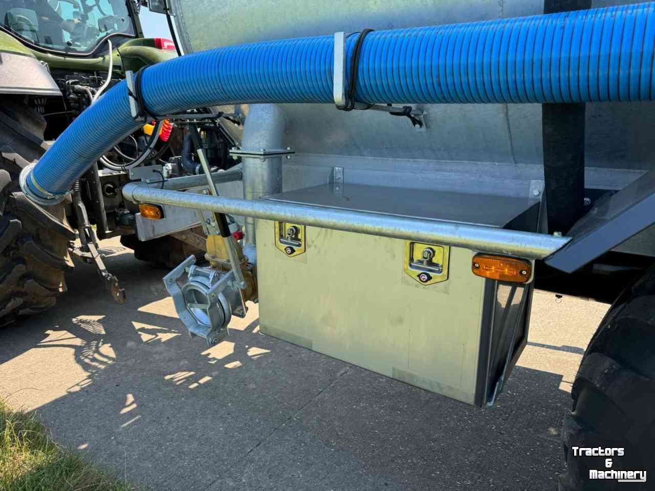 Water bowsers Roelama Waterwagen waterton water tank wagen waterwagen midejo