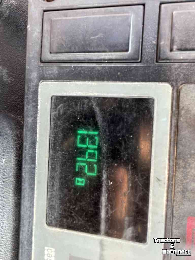 Tractor Case-IH 845XL Plus