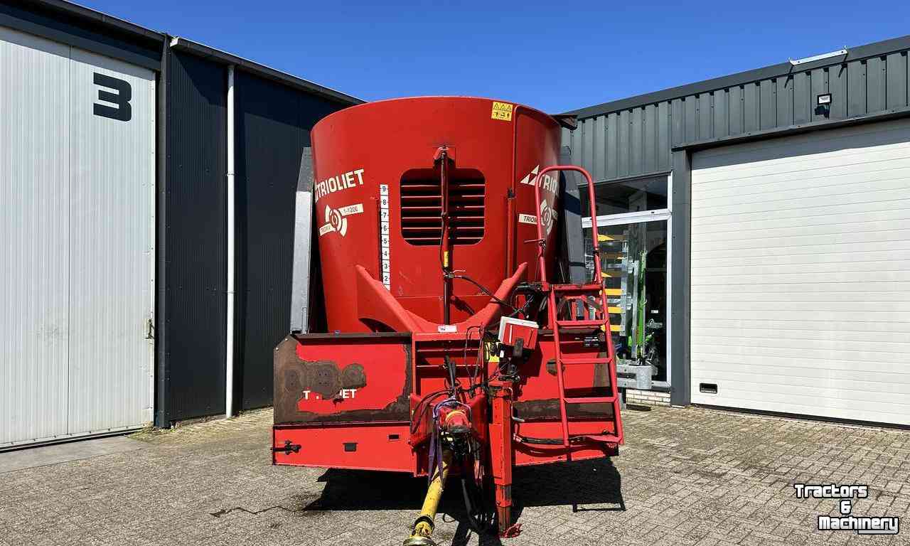 Vertical feed mixer Trioliet Triomix 1-1200 Verticale Voermengwagen