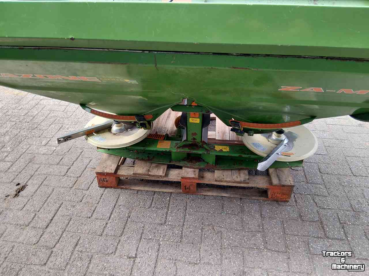 Fertilizer spreader Amazone ZA-M Compact Kunstmeststrooier