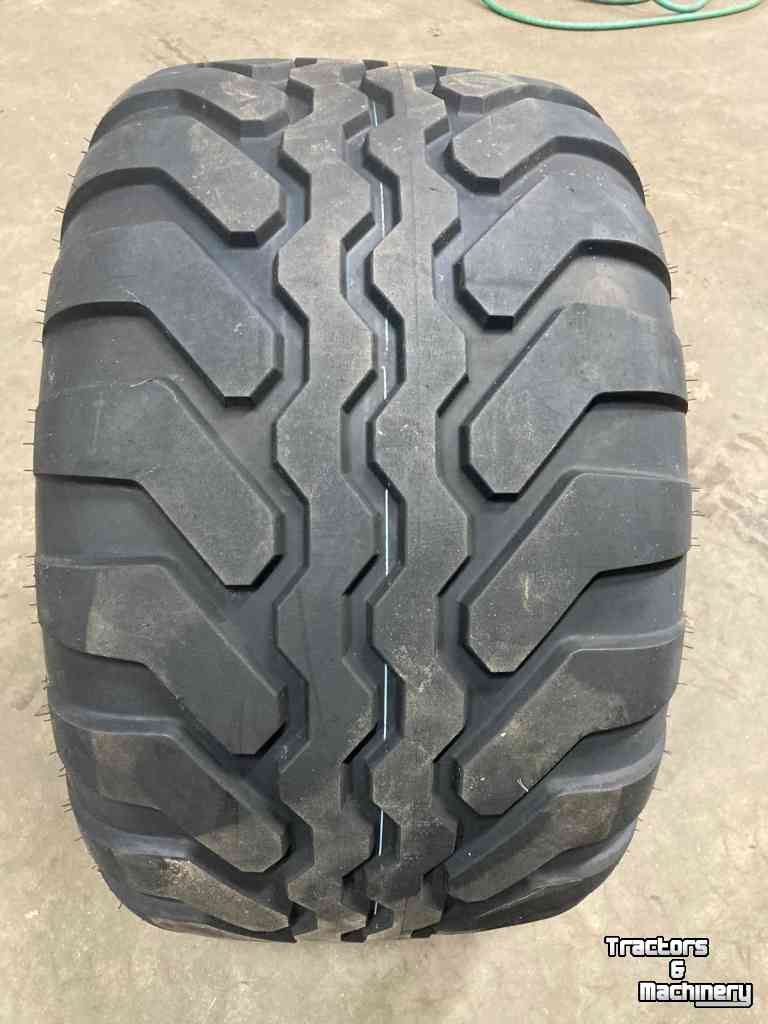 Wheels, Tyres, Rims & Dual spacers Vredestein 500/50-17