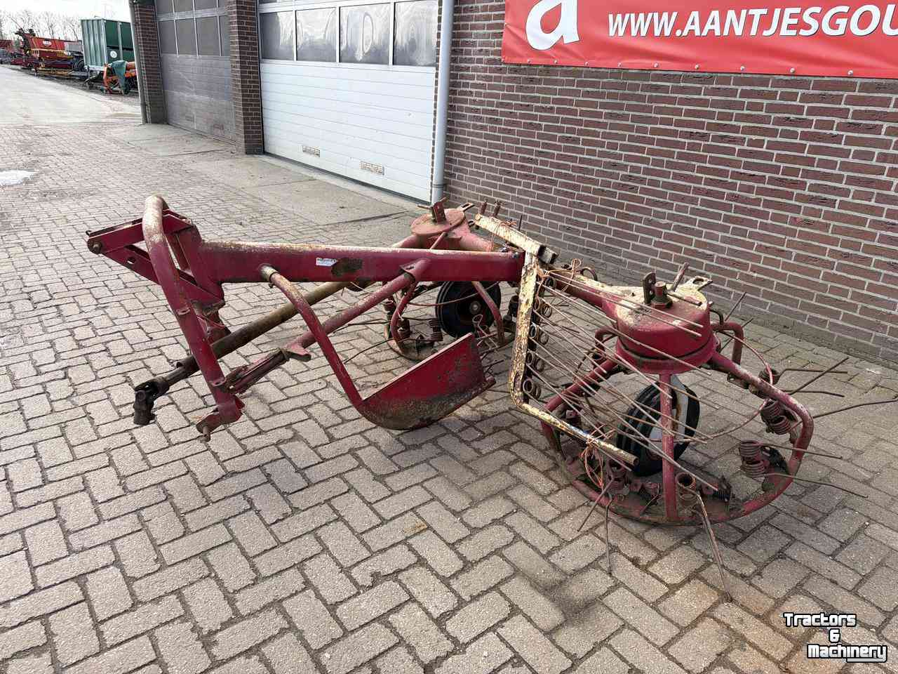Tedder PZ-Vicon Strela