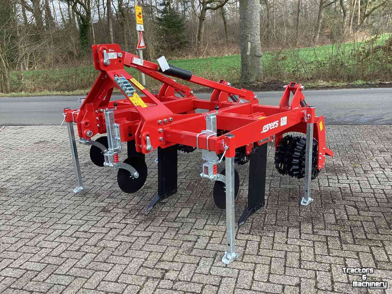 Deep subsoiler Evers WBG 3-270
