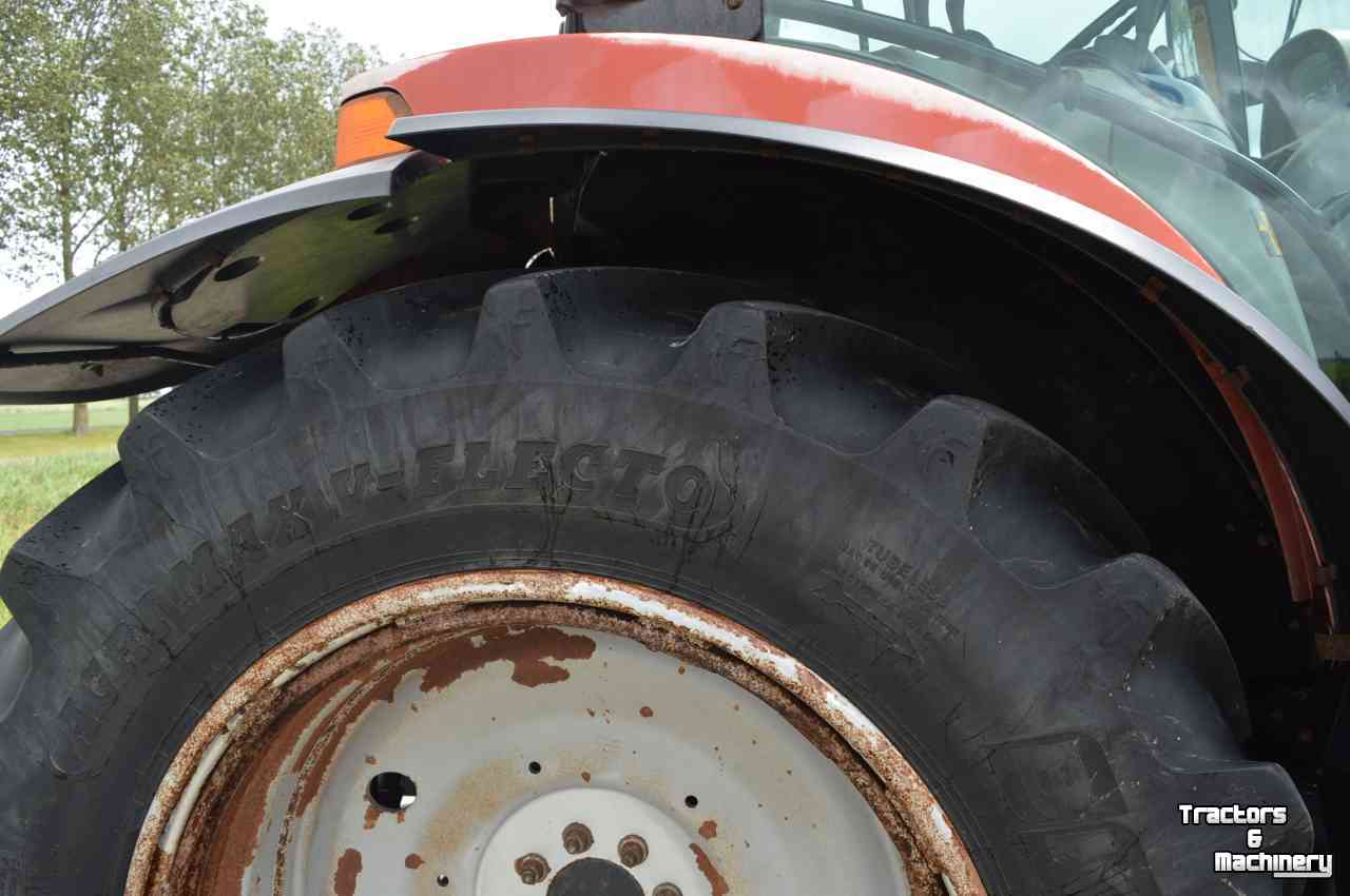 Tractor Case-IH mxu 135