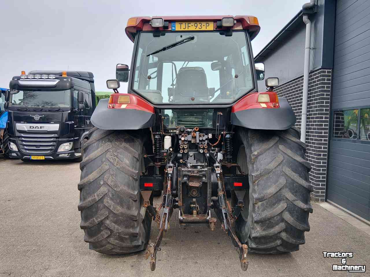Tractor Case MXM 155