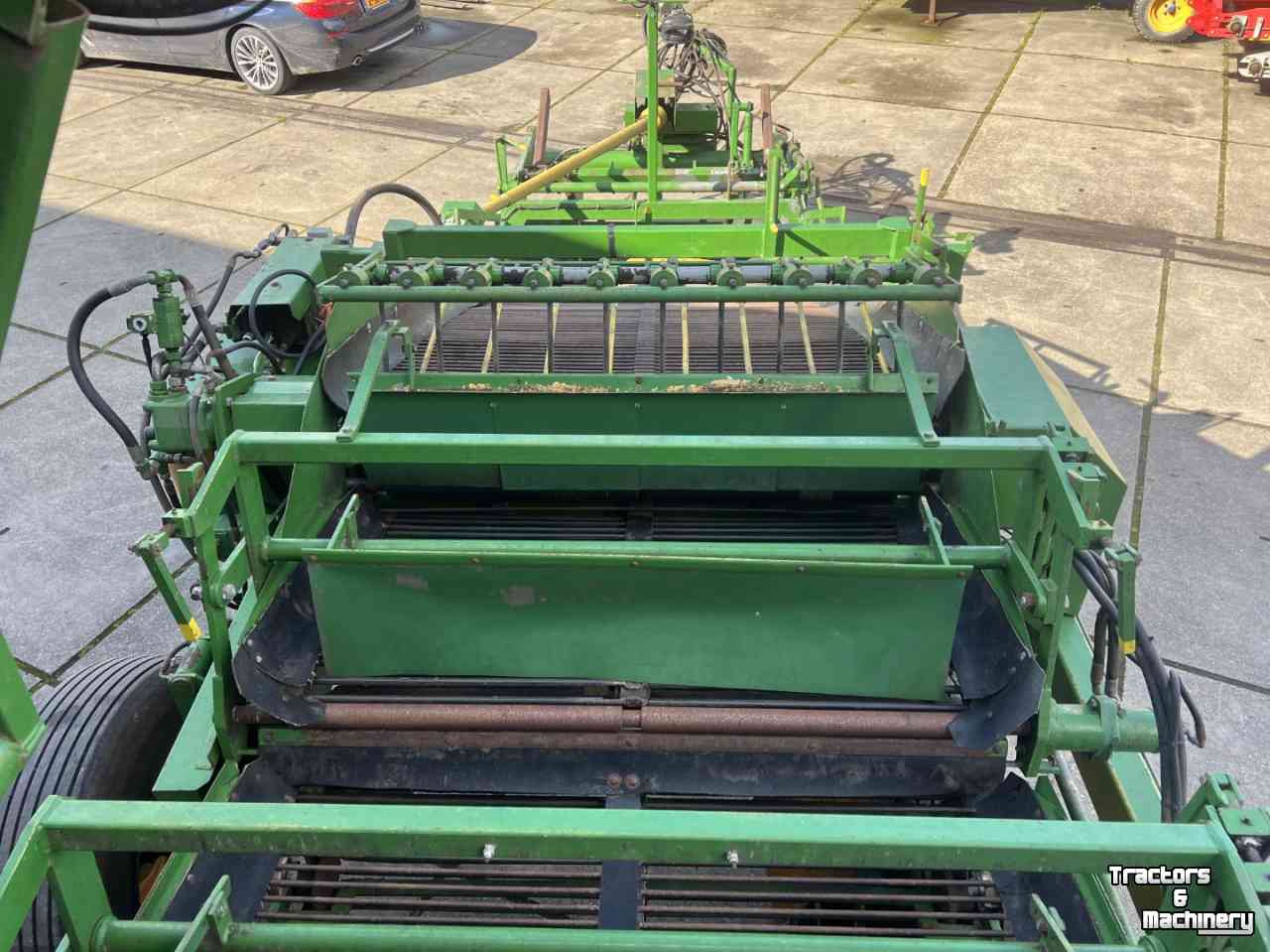 Onion harvester Krakei Uienlader, uienrooier