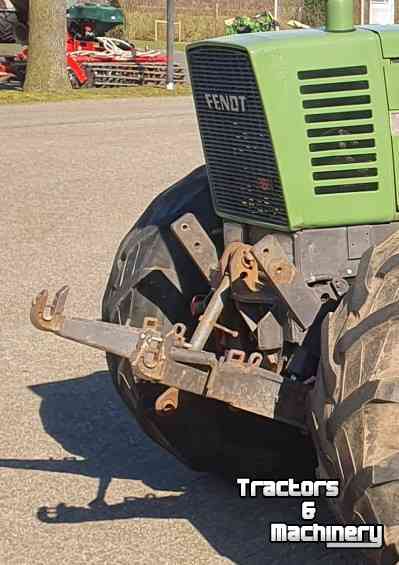 Other tractors and accessories Fendt fronthef en frontaftakas,frontladerconsoles 308,309,310,311,312