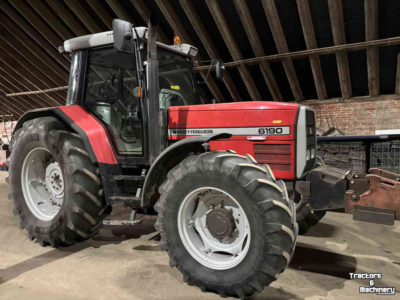 Tractor Massey Ferguson 6190 DynaShift