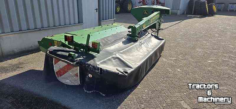 Mower John Deere 331